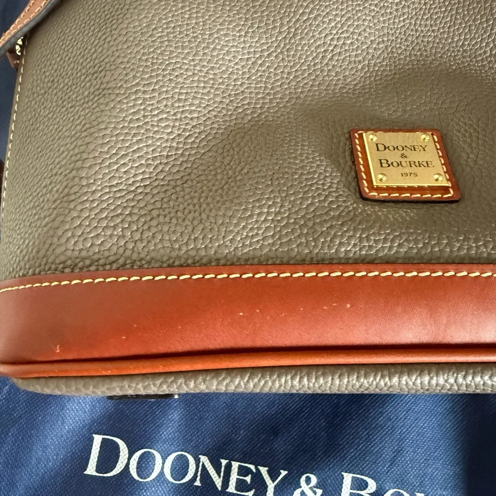 Dooney & Bourke Pebble Grain Zip Zip Satchel - Picture 5 of 8